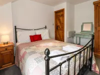 The Cottage Hotels in Driffield