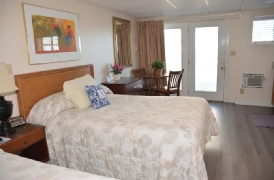 Alouette Beach Resort Hotels in 