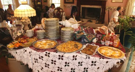 Heron Cay Lakeview Bed & Breakfast Отели рядом с достопримечательностью «Walmart Garden Center»