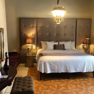 OYO Flagship 15932 Malkajgiri - Housity