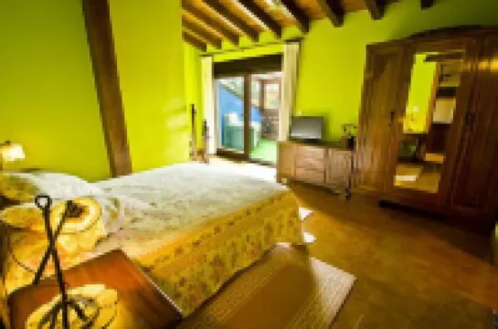 Posada Rural El Trenti de Corona Hotels in 