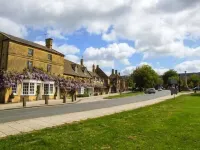 Pennylands Willow Lodge Hotels in Broadway