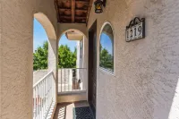 Charming Retreat on West Quince Street 2 Bedroom Condo by Redawning