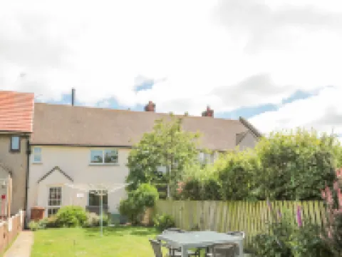 3 St Cuthberts Garth Hotels in Bamburgh