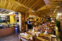 Kuti Resort & Spa