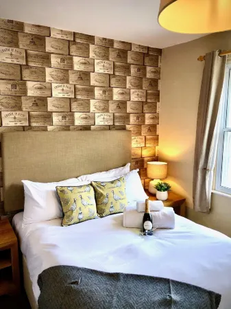 The Pelican Inn Отели в г. Хангерфорд