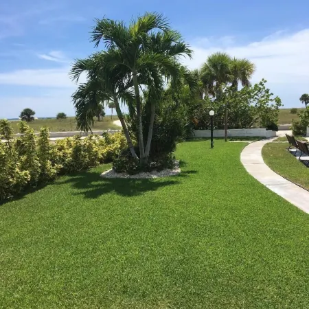 Beachside Resort Motel