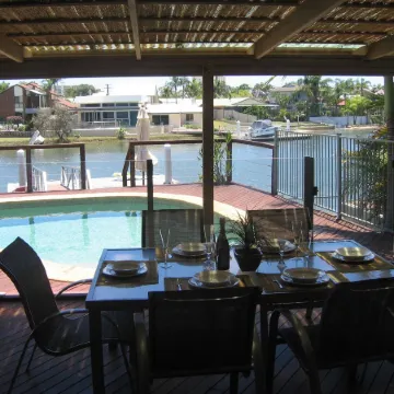 Saltwater Villas - Pet Friendly Accommodation