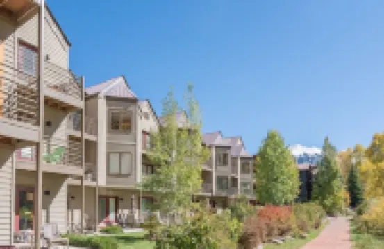 River Retreat! Mtn View Balcony, Pool, Hot Tub Viking Lodge 210 Condo