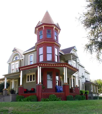 Angels Nest Bed and Breakfast - 3-Star