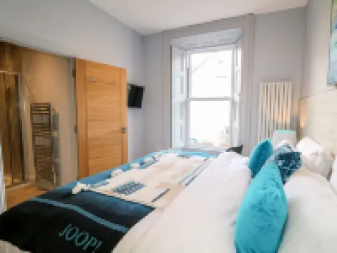 Sea Breeze Hotels in Ballycastle