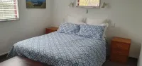 Papaka Bach - Awesome Waterfront Location