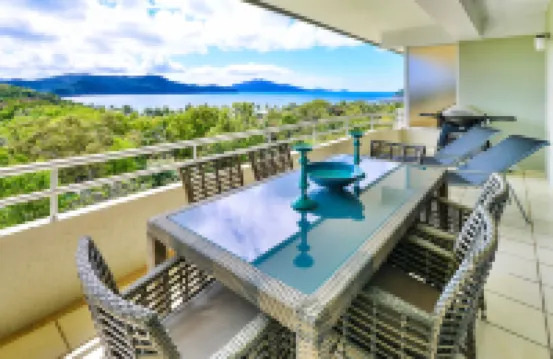 Poinciana Lodges - Ocean Views