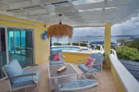 Home with panoramic views with access to private beach!