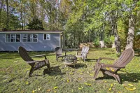 Rustic Retreat Across from Lake Family Friendly! Hotels in Union