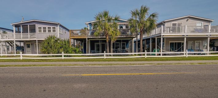 Below Deck Beach House Walk to the Ocean! Hotéis em Surfside Beach
