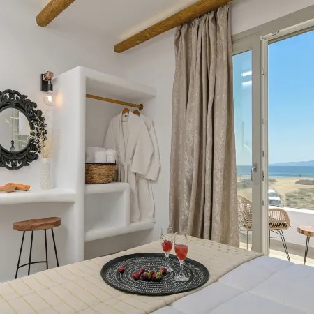 Marine Dream Hotels in Plaka