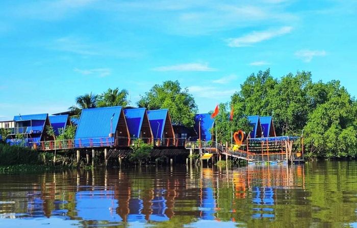Cồn Phụng Retreats Mekong - Nature Island with Free Boat Shuttle & Fishing