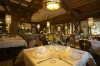 Kreuz-Post Hotel-Restaurant-Spa Hotels in Breisach am Rhein