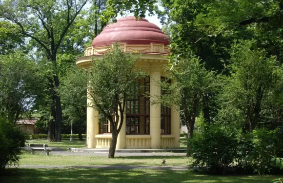 泰雷津公園酒店