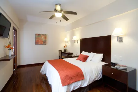 Hotel Plaza Chihuahua Отели в г. Чиуауа