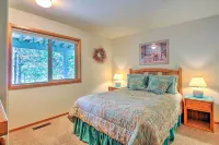 Sunriver Getaway w/ Sharc Waterpark Passes! - 3-Star