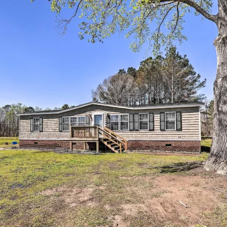 Updated Home Near Neuse River Fishing and Boating
