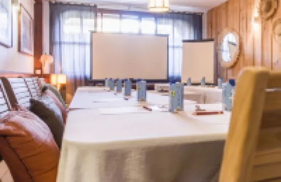 호텔 드 라 플라주 생-줄리엥-엥-보른