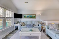 Beach Bliss: 4Br Beach Access Kayak Wi-fi 4 Bedroom Home by RedAwning