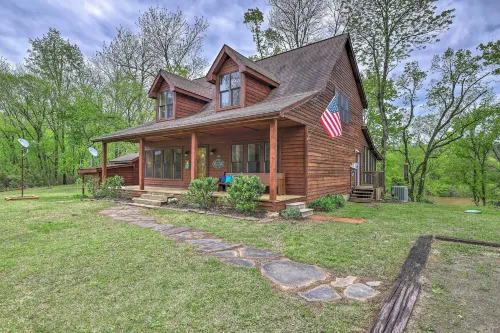 Updated Cabin on White River by Boat Landing! - Family