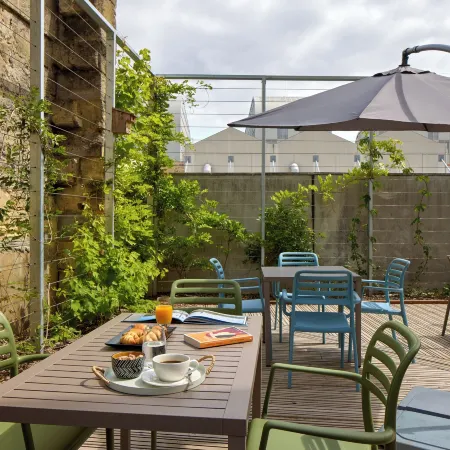 Quality Aparthotel Bordeaux Saint-Jean Отели рядом с достопримечательностью «Железнодорожный вокзал Бордо»