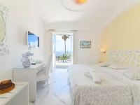 普羅維登斯溫泉飯店 Cava dell'Isola Beach附近的飯店