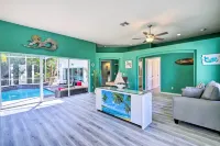Merritt Island Home with Grill and Saltwater Pool - spa