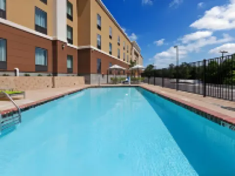 Hampton Inn & Suites Georgetown Hotels in Georgetown