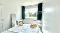 Modern 1 Bedroom Apt in Maidenhead nr River Thames
