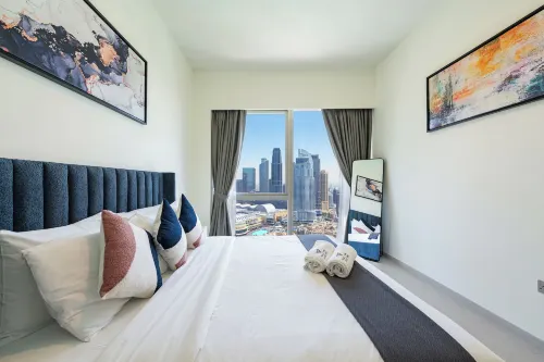 Full Burj Khalifa & Fountain View | Living & Bed