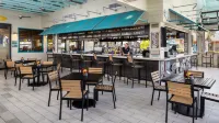 Holiday Inn Club Vacations AT ORANGE LAKE RESORT by IHG - bar