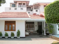 Suriya Arana Hotels near Colombo Aqua art Aquarium