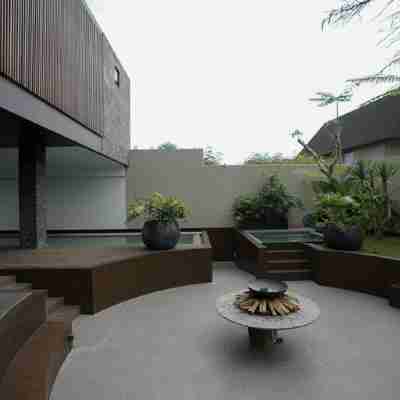 Eudaimonia Vol II (Home) Hotel Exterior