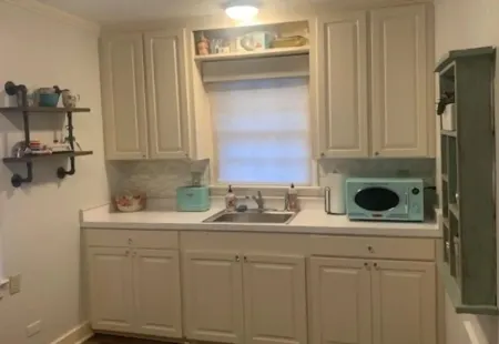 Cozy Apartment Located in Downtown Laurel