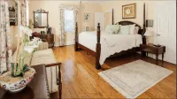 The Virginia Cliffe Inn Hotels in Glen Allen