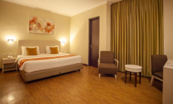 Hotel Grand Q Gorontalo - Housity