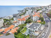 The Ocean Gaze by Homie