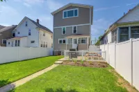 Walk to Lake Erie: Spacious Home in Sandusky! - 3-نجوم