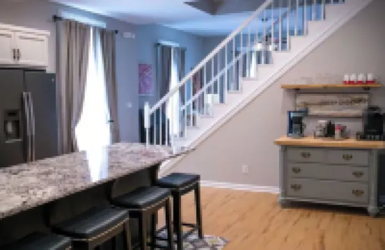 Golden Gather: Holiday Magic in the Heart of Downtown