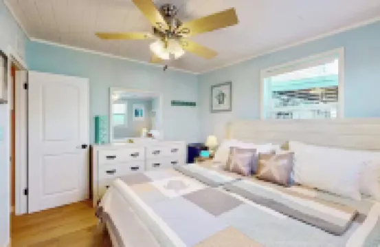 Piece of Paradise for All Seasons!!! Bring Your Boat!