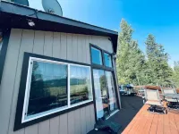 Beautiful mountain home with BREATHTAKING views!