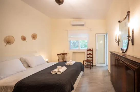 Eclectic Dreams Rabin Square Apt โรงแรมใน