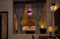 Ratna Hotel Hotels in 