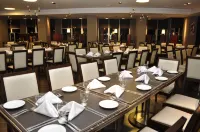 Rayentray Grand Hotel Hotels in Puerto Madryn